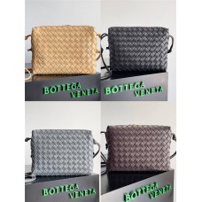 BV Bottega Veneta loop 25*18*11cm  style: 680256 2025 New