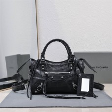 Balenciaga  Le Cagole lambskin 24 cm 2025 New