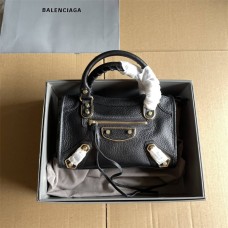 Balenciaga 24cm le cagole 2025 New