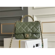 Chanel hobo 19x14x8cm 2025 new 