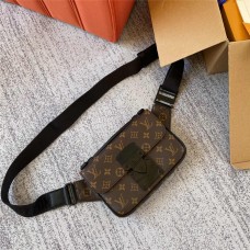 Louis Vuitton  S LOCK SLING M45807  size：21x15x4cm 2025 new 