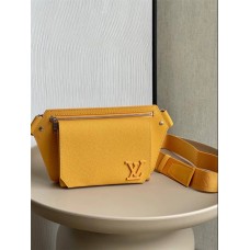 Louis Vuitton NEW SLING  M21419  size：30x16x3cm 2025 new 