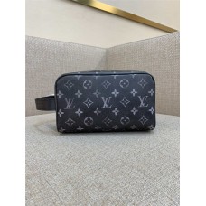 Louis Vuitton LOCKER DOPP KIT  M11670  size：23x13x12cm 2025 new 