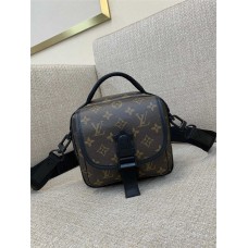 Louis Vuitton QUEST M46973  size：18x18x10cm 2025 new 