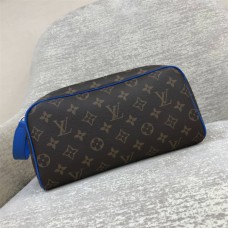 Louis Vuitton Dopp M44494 size：28x15x16.5cm 2025 new 