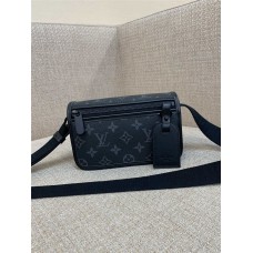 Louis Vuitton BOSPHORE M12599 size：19x12x7cm 2025 new 