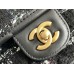 Chanel 22K Flap Bag for Autumn/Winter, Messenger Bag in Woolen Fabric, Black, Gold Hardware, Dimensions: 17x21x6cm.