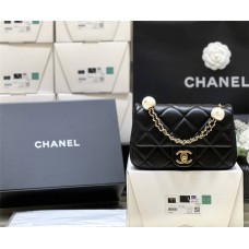 Chanel Small flap bag, Pearly lambskin, imitation pearls AS4861 Size 13*20.5*6.5cm 2025 new 